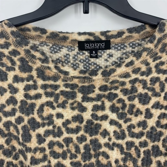 La La Land Creative Ruffle Hem Top Leopard Print Size Small Brown/Black - Picture 4 of 5